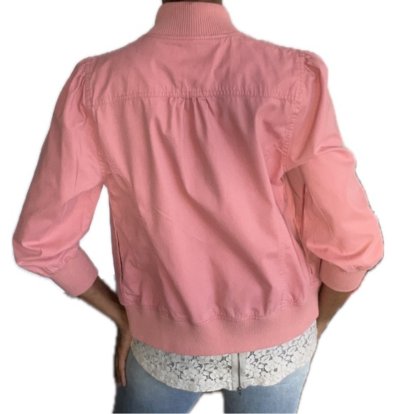 NORI PINK WAIST LENGTH BUTTON DOWN JACKET WITH ELASTIC 3/4 LENGTH SLEEVES - Picture 2 of 10